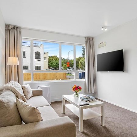 One Bedroom Apartment, Heart Of Newmarket Auckland Exterior foto