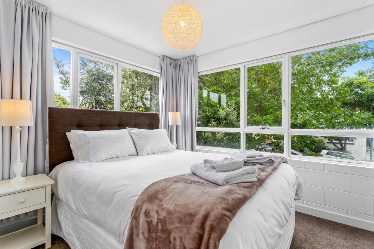 One Bedroom Apartment, Heart Of Newmarket Auckland Exterior foto